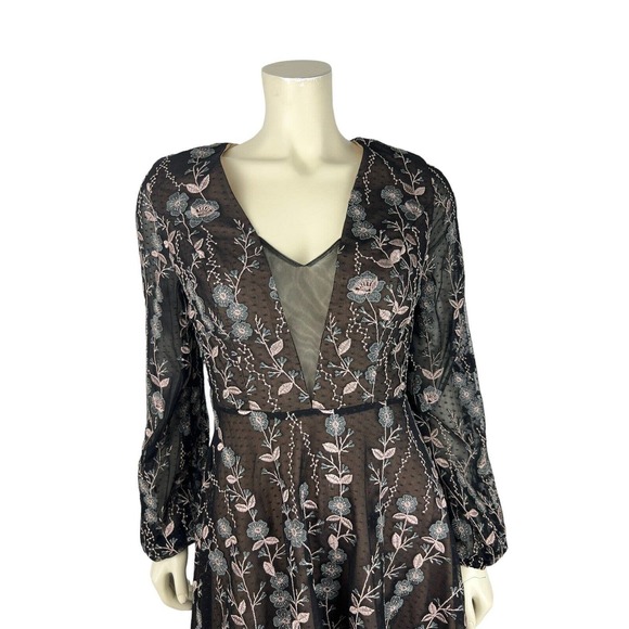 NEW Dress the Population Floral Embroidered Dress S Mesh Sabrina Black Cocktail - Picture 5 of 12